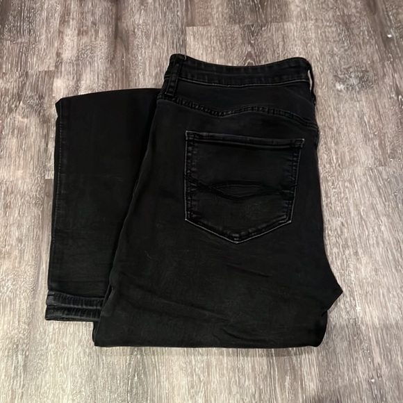 Abercrombie & Fitch Black Distressed Skinny Jeans - Picture 1 of 5